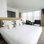 Aparthotel Le Barracuda & Spa, Pieds Dans L'eau, Vue Mer, Espace Bien-etre Offert Brest
