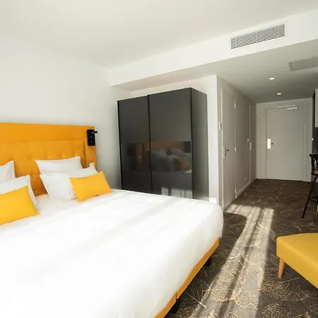 Le Barracuda & Spa, Centre Port, Pieds Dans L'eau, Vue Apartahotel