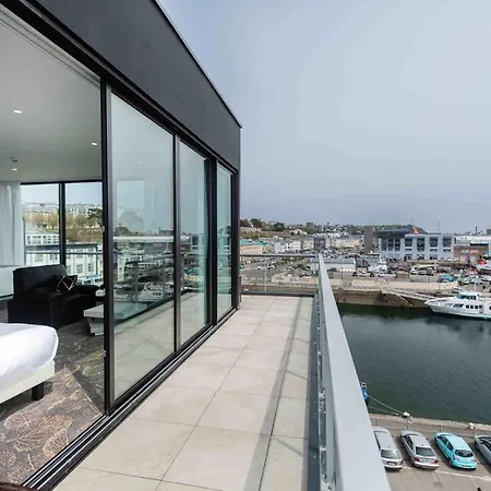 מלון דירות Le Barracuda & Spa, Centre Port, Pieds Dans L'eau, Vue 4*