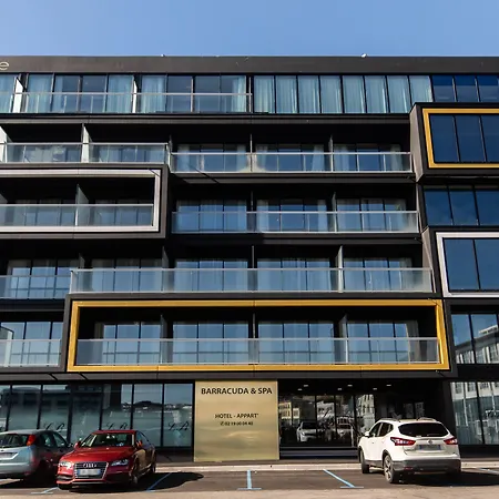 Le Barracuda & Spa, Centre Port, Pieds Dans L'eau, Vue