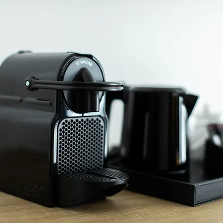 Le Barracuda & Spa, Centre Port, Pieds Dans L'eau, Vue מלון דירות 4*