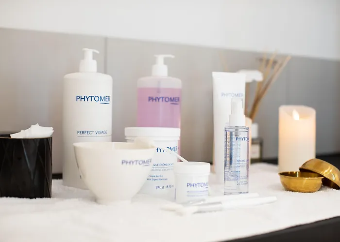 Le Barracuda & Spa, Pieds Dans L'eau, Vue Mer, Espace Bien-etre Offert 4* Μπρεστ