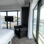 Le Barracuda & Spa, Pieds Dans L'eau, Vue Mer, Espace Bien-etre Offert Brest