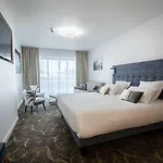 Aparthotel Le Barracuda & Spa, Pieds Dans L'eau, Vue Mer, Espace Bien-etre Offert