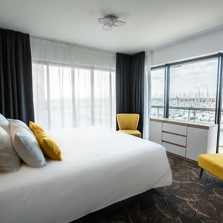 Le Barracuda & Spa, Centre Port, Pieds Dans L'eau, Vue 4*