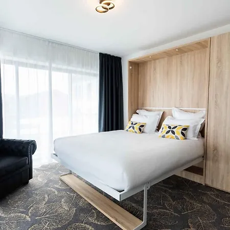 Hotel apartamentowy Le Barracuda & Spa, Pieds Dans L'eau, Vue Mer, Espace Bien-etre Offert 4*