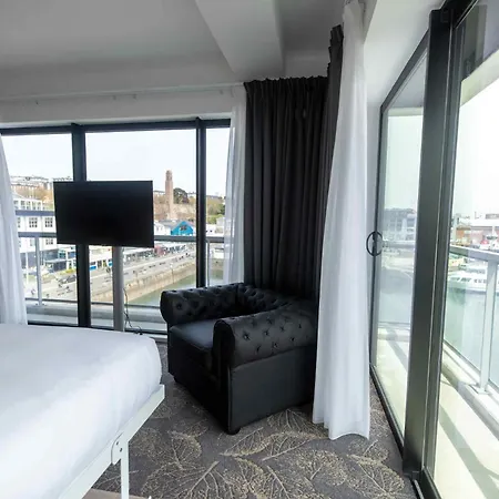 Le Barracuda & Spa, Centre Port, Pieds Dans L'eau, Vue 브레스트