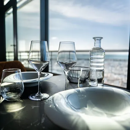 Le Barracuda & Spa, Centre Port, Pieds Dans L'eau, Vue 4*