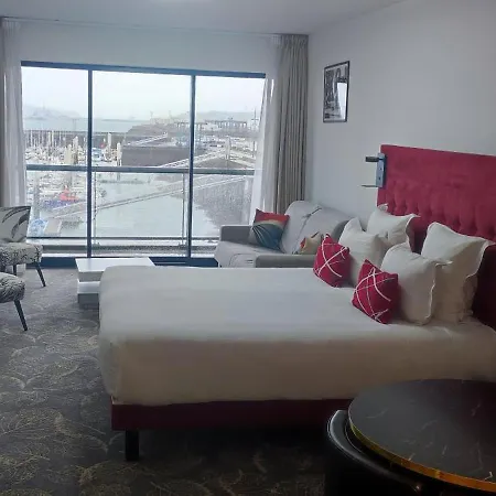 Le Barracuda & Spa, Pieds Dans L'eau, Vue Mer, Espace Bien-etre Offert Брест