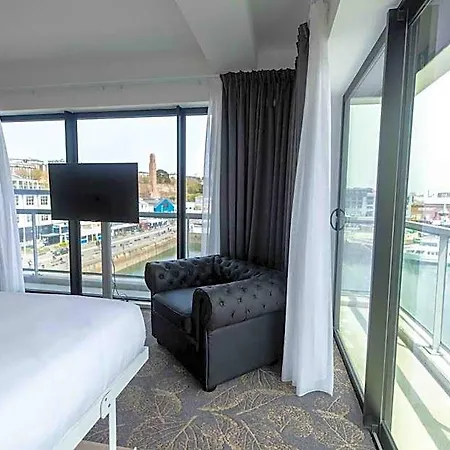 Le Barracuda & Spa, Pieds Dans L'eau, Vue Mer, Espace Bien-etre Offert 4*