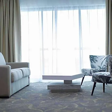 Le Barracuda & Spa, Pieds Dans L'eau, Vue Mer, Espace Bien-etre Offert Lejlighedshotel