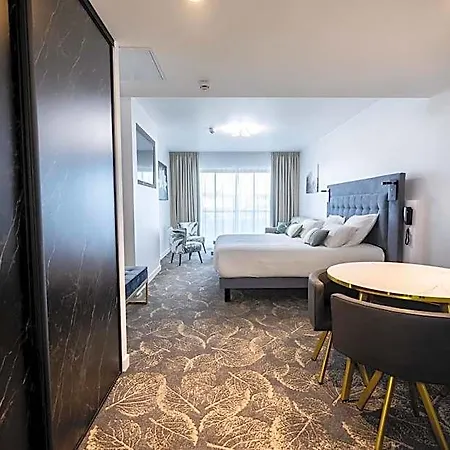 Le Barracuda & Spa, Pieds Dans L'eau, Vue Mer, Espace Bien-etre Offert Lejlighedshotel Brest