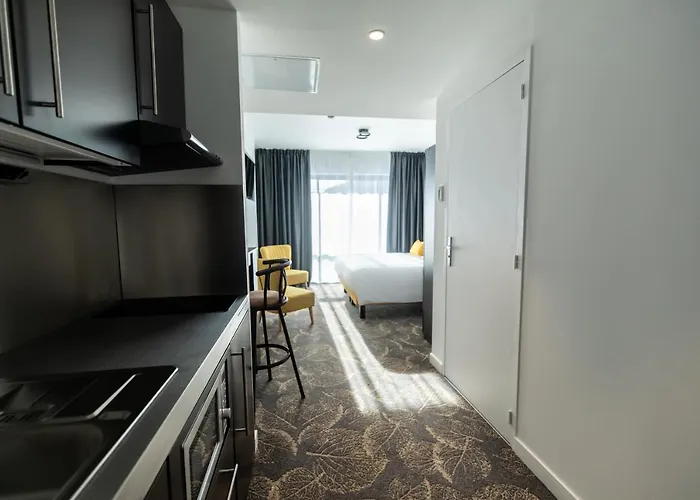 Le Barracuda & Spa, Pieds Dans L'eau, Vue Mer, Espace Bien-etre Offert