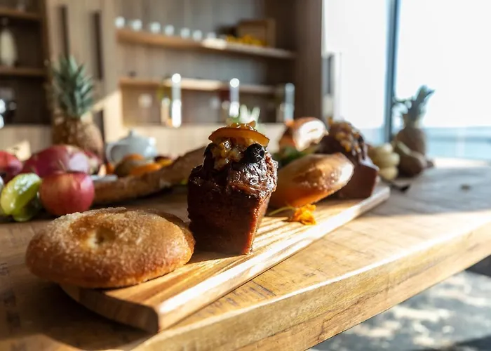 Aparthotel Le Barracuda & Spa, Pieds Dans L'eau, Vue Mer, Espace Bien-etre Offert Brest