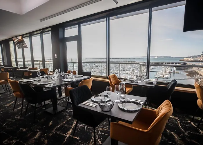 Le Barracuda & Spa, Pieds Dans L'eau, Vue Mer, Espace Bien-etre Offert