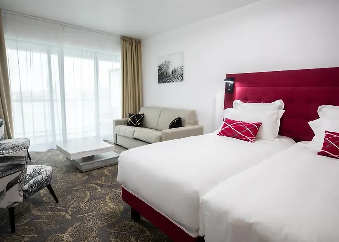 Le Barracuda & Spa, Pieds Dans L'eau, Vue Mer, Espace Bien-etre Offert Apartahotel 4*