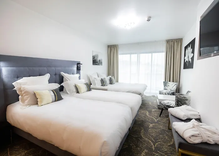 Le Barracuda & Spa, Pieds Dans L'eau, Vue Mer, Espace Bien-etre Offert Брест