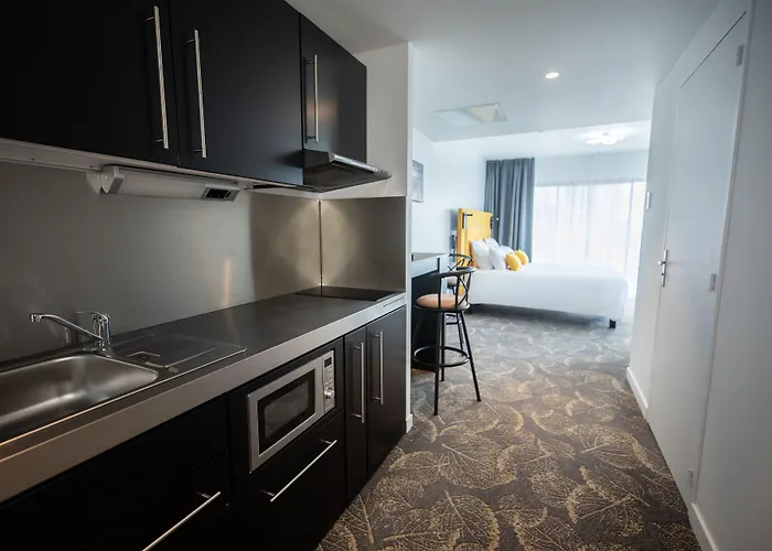 Le Barracuda & Spa, Pieds Dans L'eau, Vue Mer, Espace Bien-etre Offert Апарт-готель